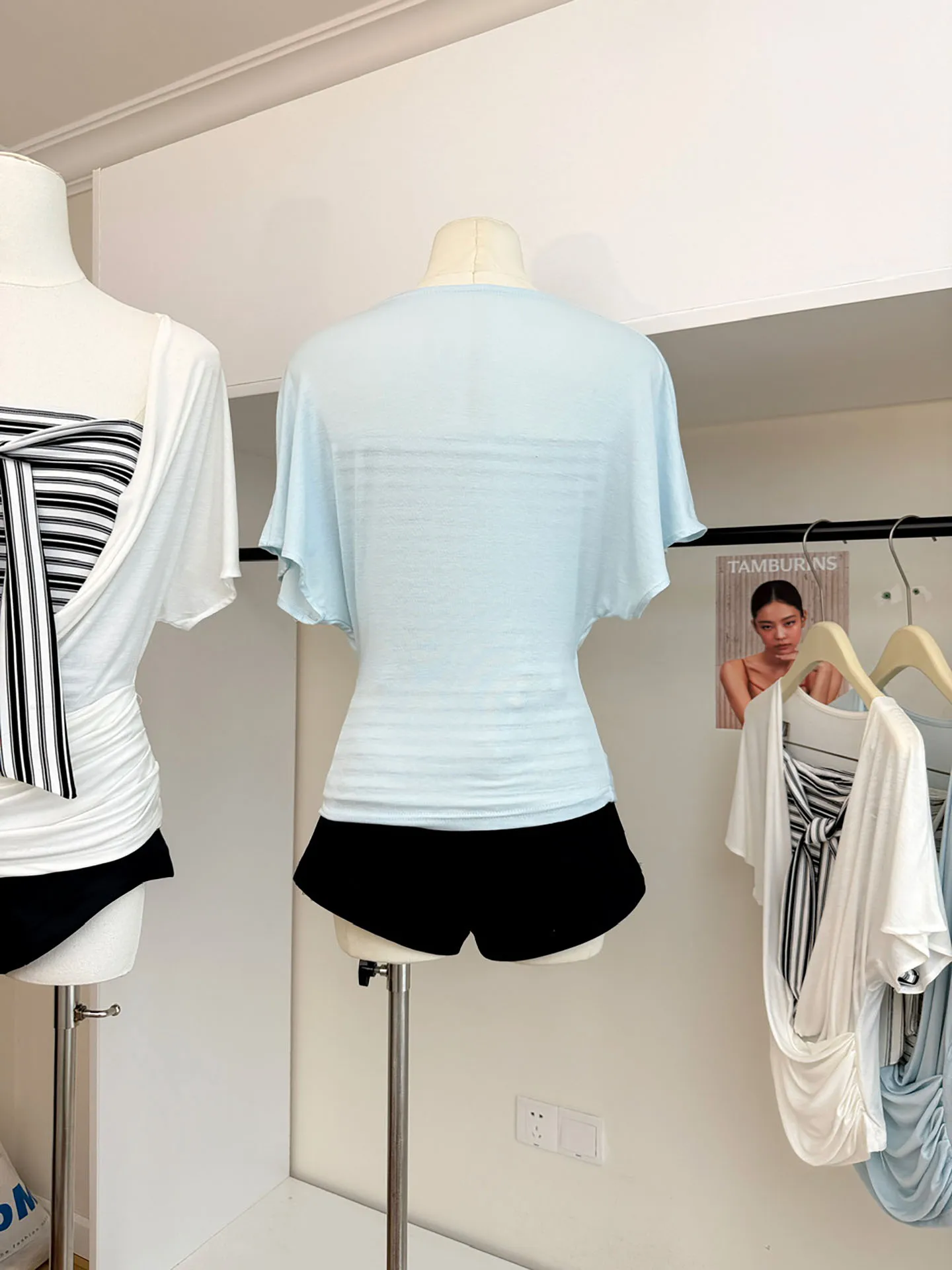 Korean Style Lazy Batwing Sleeve Crop Top And Vest Two Piece Set Women Summer Design Unique Short Sleeve Fashion Ensemble - view 4