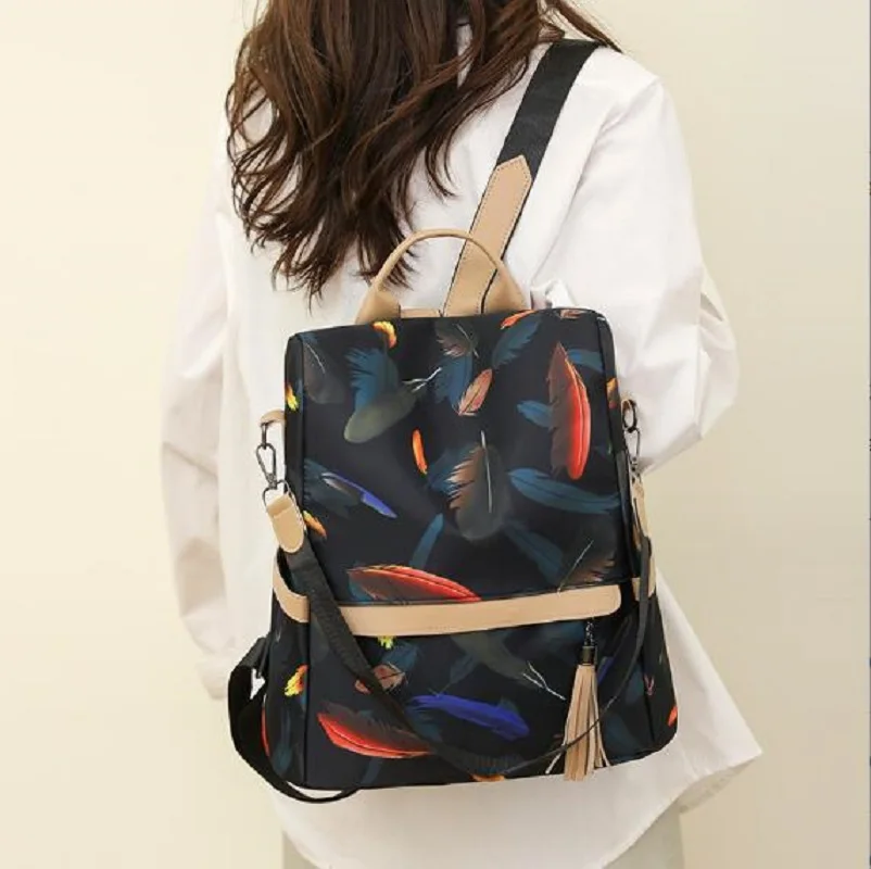 

Корейский новый женский модный водонепроницаемый нейлоновый рюкзак с принтом, большая вместимость, противоугонные дорожные сумки на плечо, школьная сумка, рюкзаки