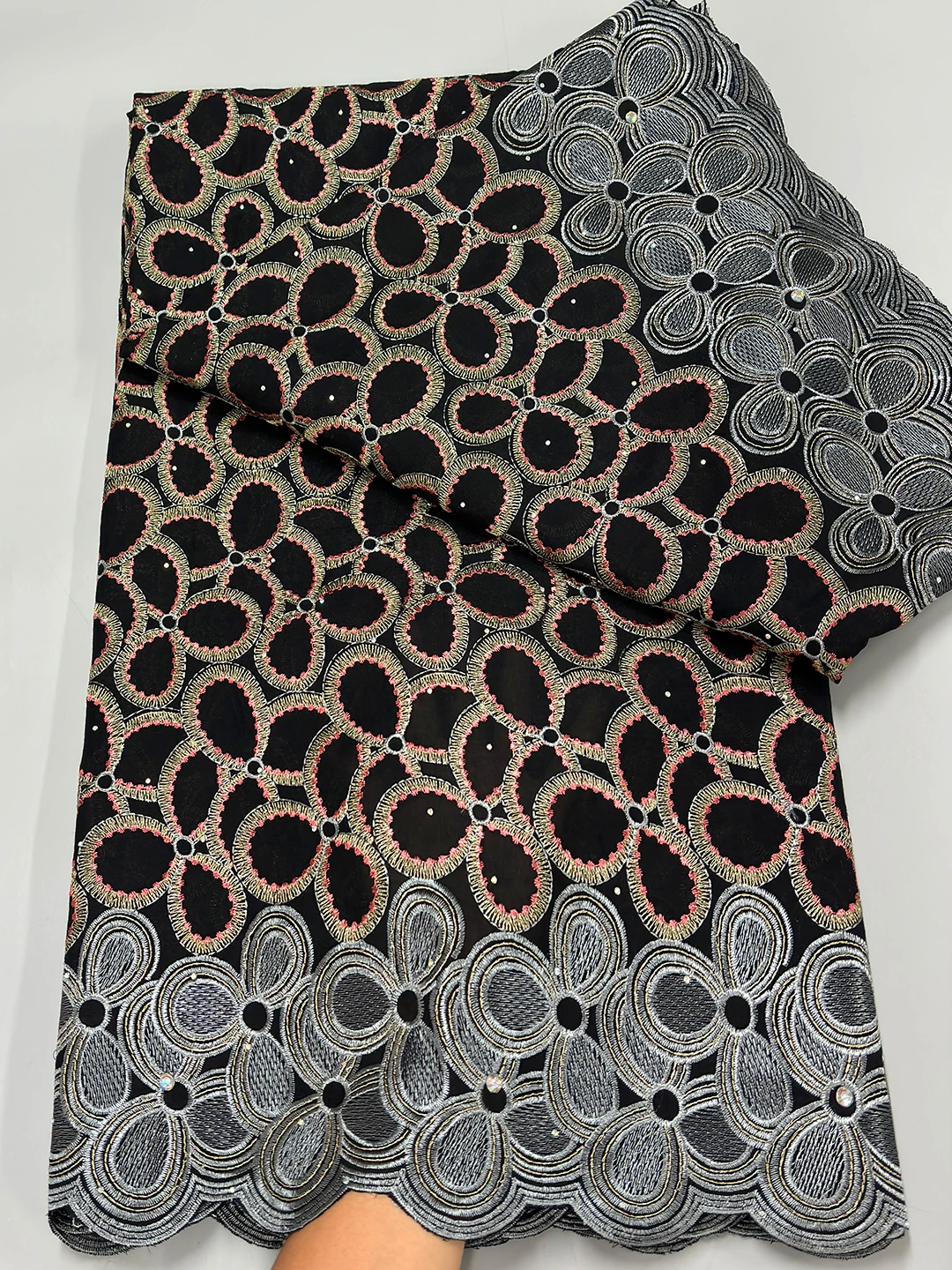 

Африканская кружевная ткань 2025, нигерийская швейцарская вуаль в Швейцарии, 100% хлопковое кружево с камнями для женского платья, повседневная одежда