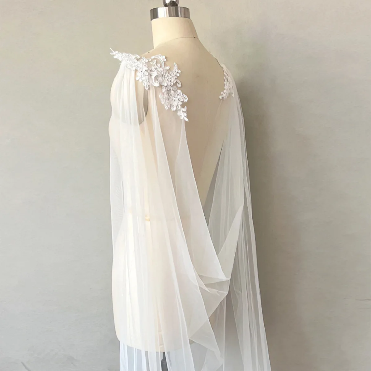 200cm Lace Applique Wedding Cloak Bridal Veil Long Bridal Wings Bolero Wrap Shoulder Cape