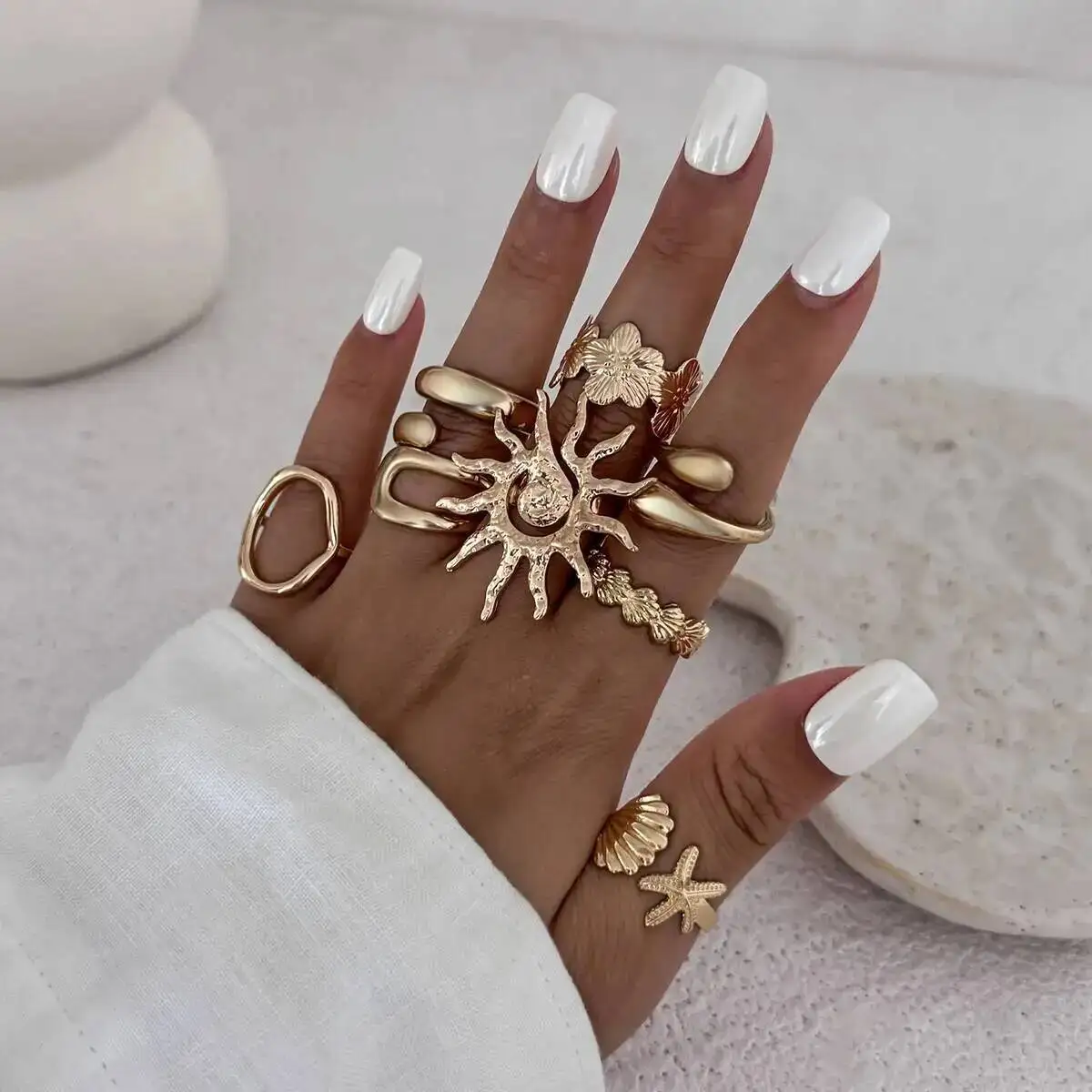 SHIXIN 8 Pcs/Set Creative Flower Sun Open Rings for Women Ocean Style Golden Starfish Scallop Adjustable Ring Lady Jewelry Gift