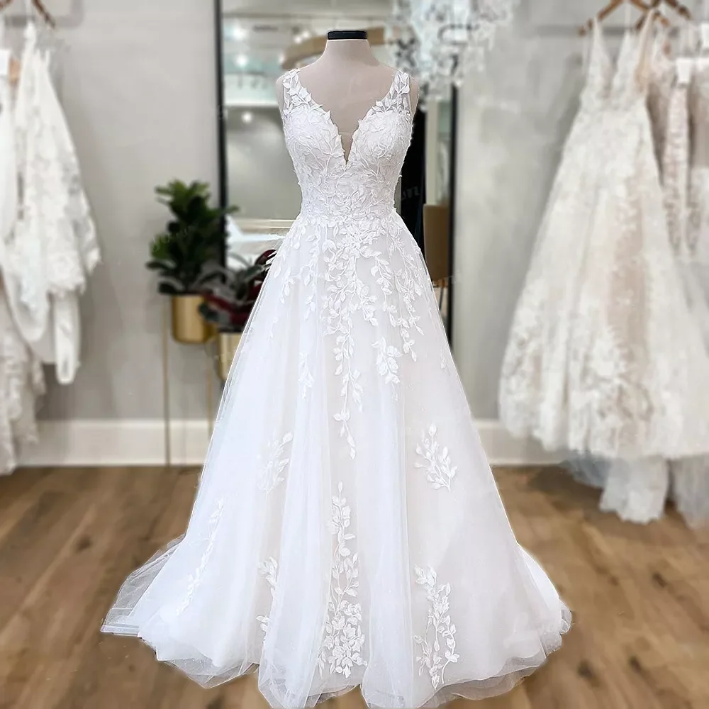 

Deep V Neck Boho Wedding Dress Tank Straps Open Back Lace Appliques A-Line Beach Bridal Gown Court Train Customized