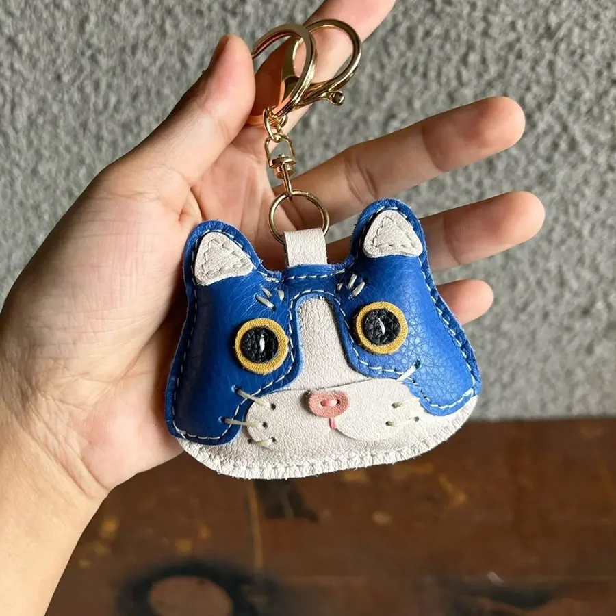 

Натуральная кожа, милый кот, кукла, брелок, подвесное украшение, пара кукол, милый подарок, праздничный телефон, сумка для наушников, кулон