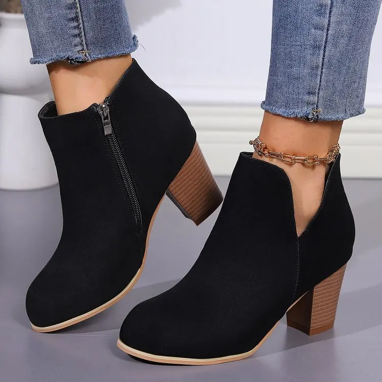 

Summer 2025 Large Size Women's Shoes Pointed Toe Solid Color Hollow out Flat Heel Cross-Border Women's Footwear Rubber Sole