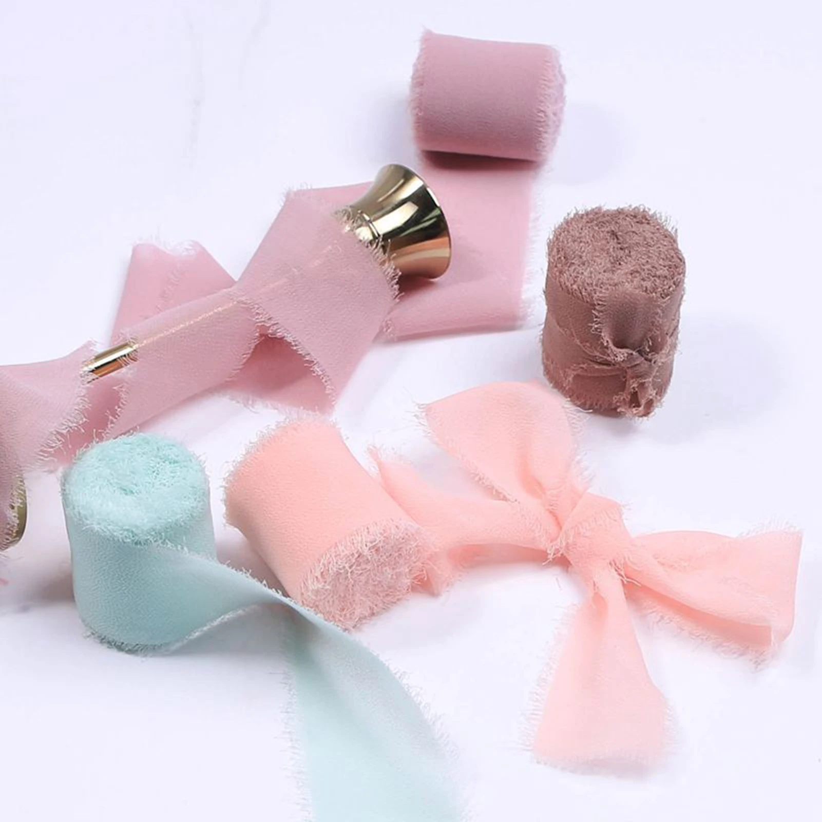 1 Roll Christmas Ribbon Durable Party Wreath Wrapping Ribbon Flexible Christmas Crafts Ribbon