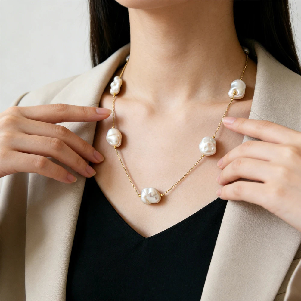 

Exclusive Design Baroque Pearl Necklace for Women Fashion Elegant Sweater Collar Chain White Beads Necklaces Charm Jewelry Gifts