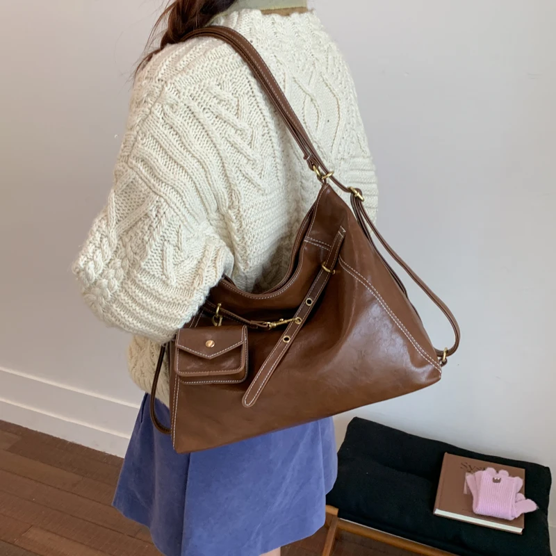 الجانب الأيسر المرأة الصغيرة بولي Leather حقيبة كتف جلدية 2025 الشتاء دلو حقيبة كروسبودي الفاخرة مصمم الاتجاه حقائب اليد والمحافظ النسائية