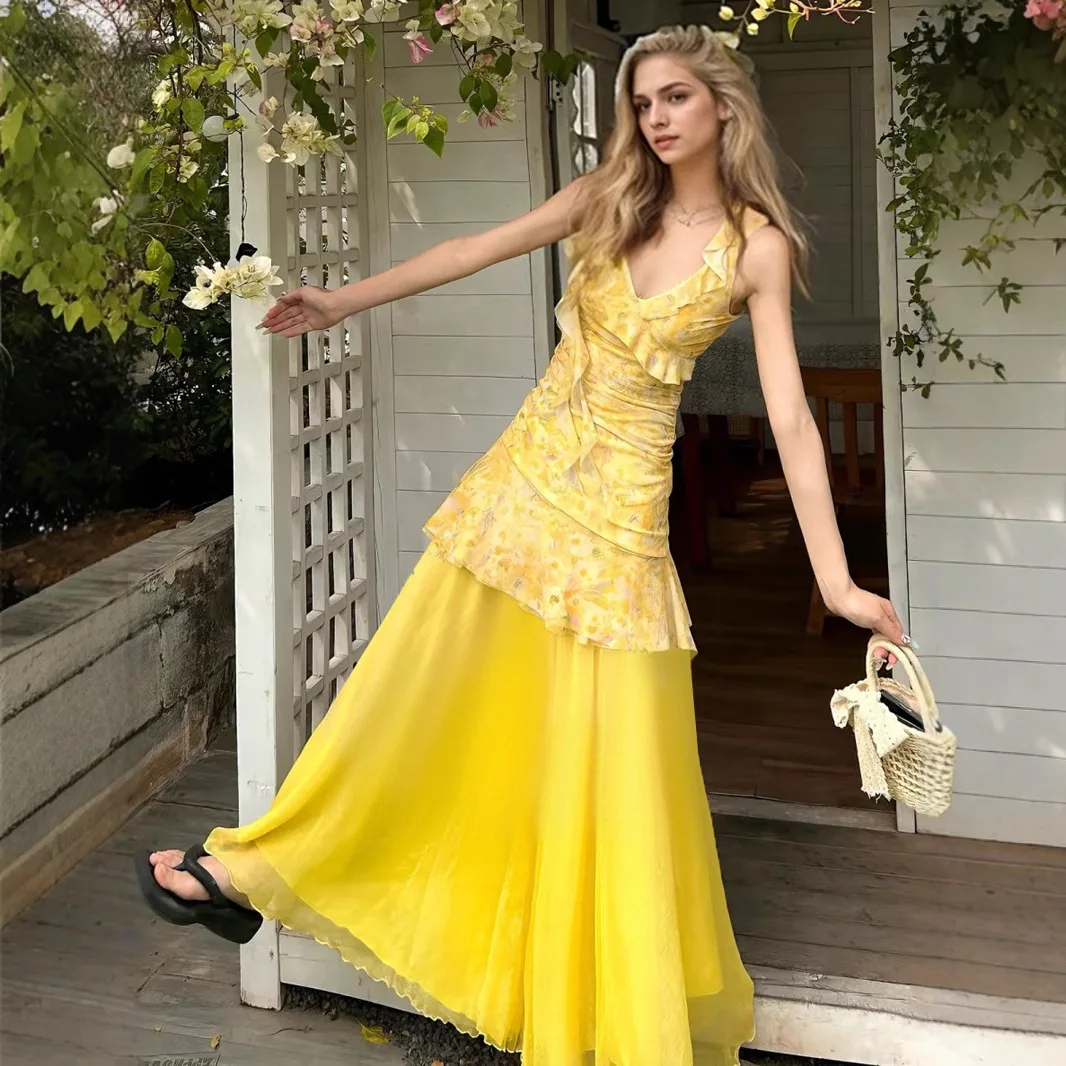 

Summer New French Sweet and Spicy Wind Yellow Floral Irregular V-neck Dress Spice Girl High Waist Stitching Gauze Skirt