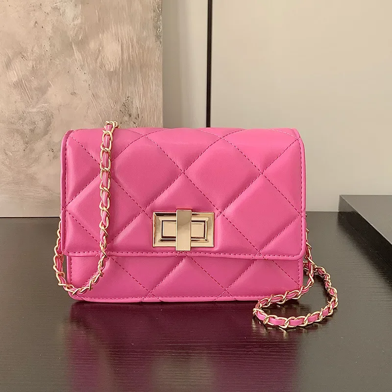 

2025 New Women's Diamond Chain Small Bag – Versatile Lock Small Square Bag, Fashionable & Temperamental Shoulder/Messenger Bag