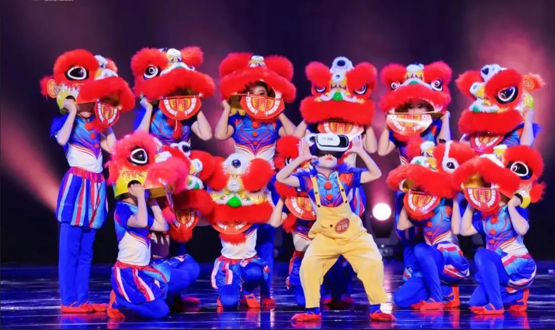 

Classic Lion 14 inch WZPLZJ Dance Costume 5-12 Age Kid Child Sport Entertainment Toy Party Game Cartoon Stage Props Parade