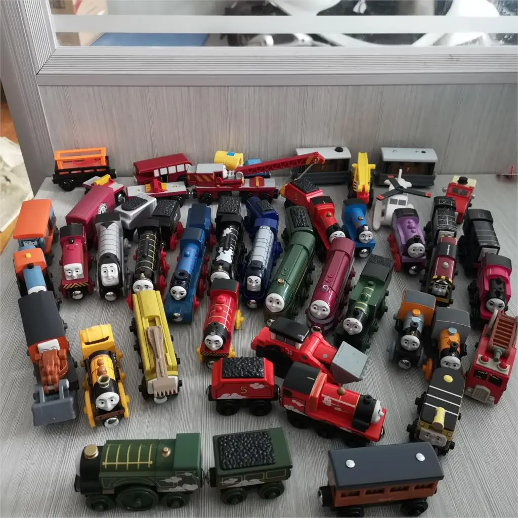 Wooden magnetic track Car Truck Accessories Toy For Kids track toy car Wood Magnetic Train