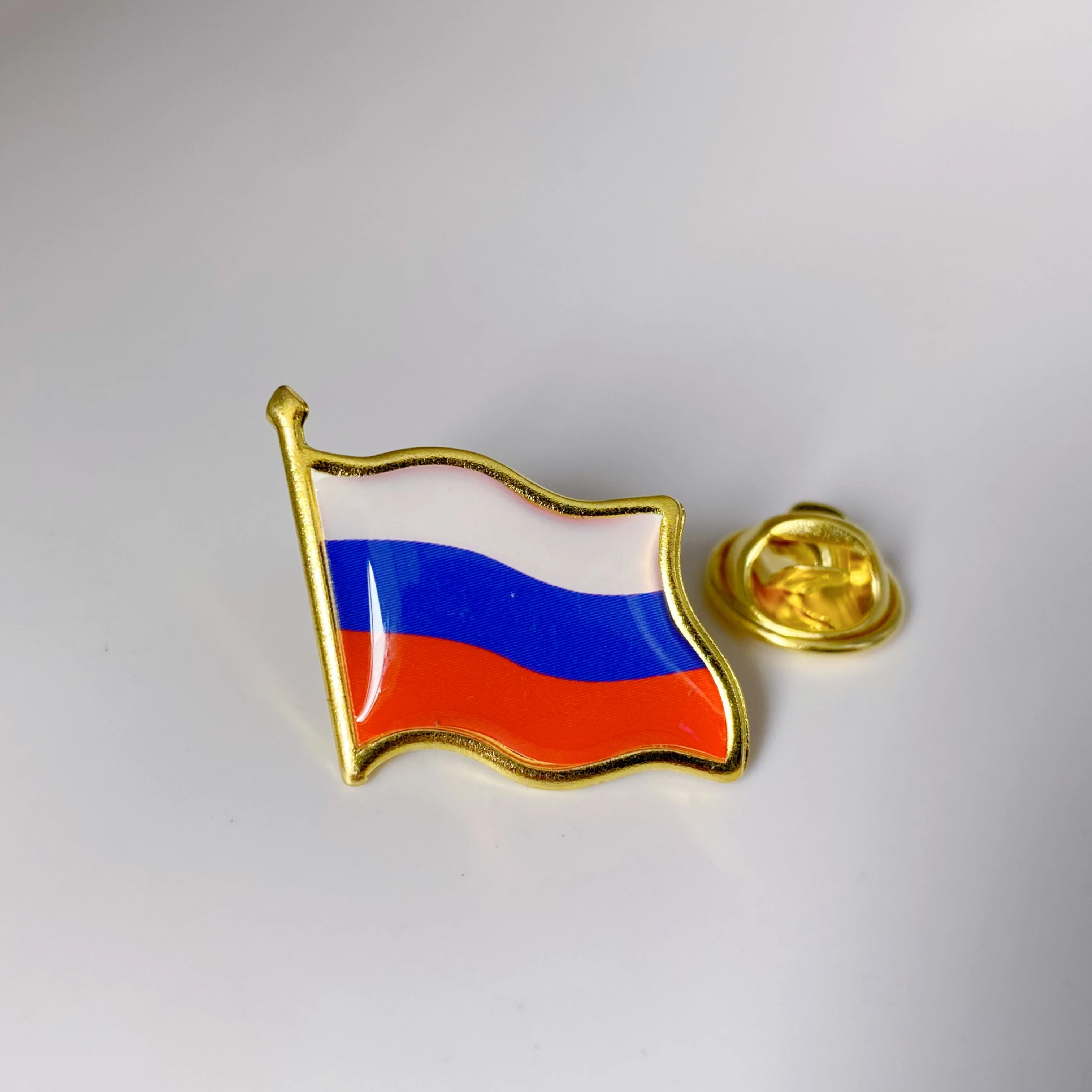 Épingle à revers drapeau russe en métal émaillé, Badge patriotique, cadeau souvenir tricolore pour hommes et femmes | Vente en gros 5/10/50/100 pièces