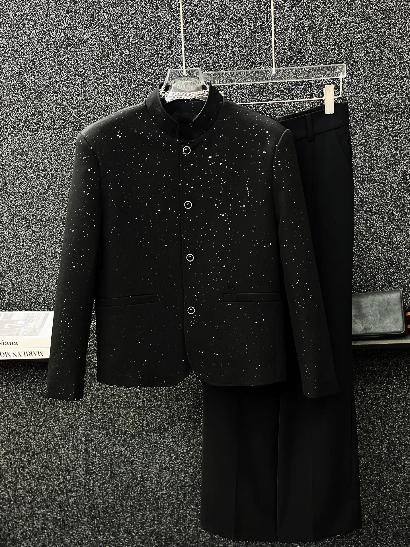 

Elegant Black Long Sleeve Chinese Style Suit Versatile Shoulder Pad Trendy Casual Men's Westwear Standard Fit Breathable Poly...