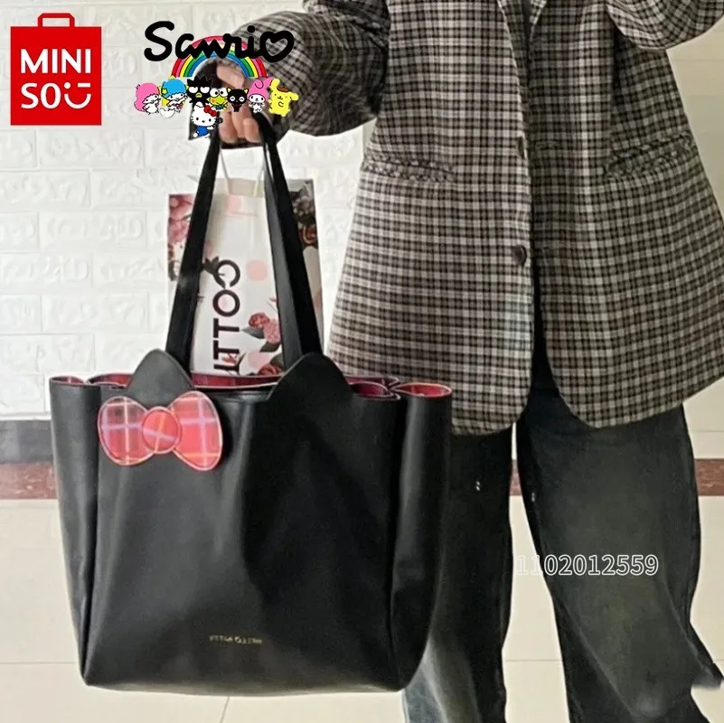 MINISO Hello Kitty New Women\'s Handbag Luxury Brand Fashion Women\'s Shoulder Bag Cartoon Cute 3D Women\'s Bag Large Capacity