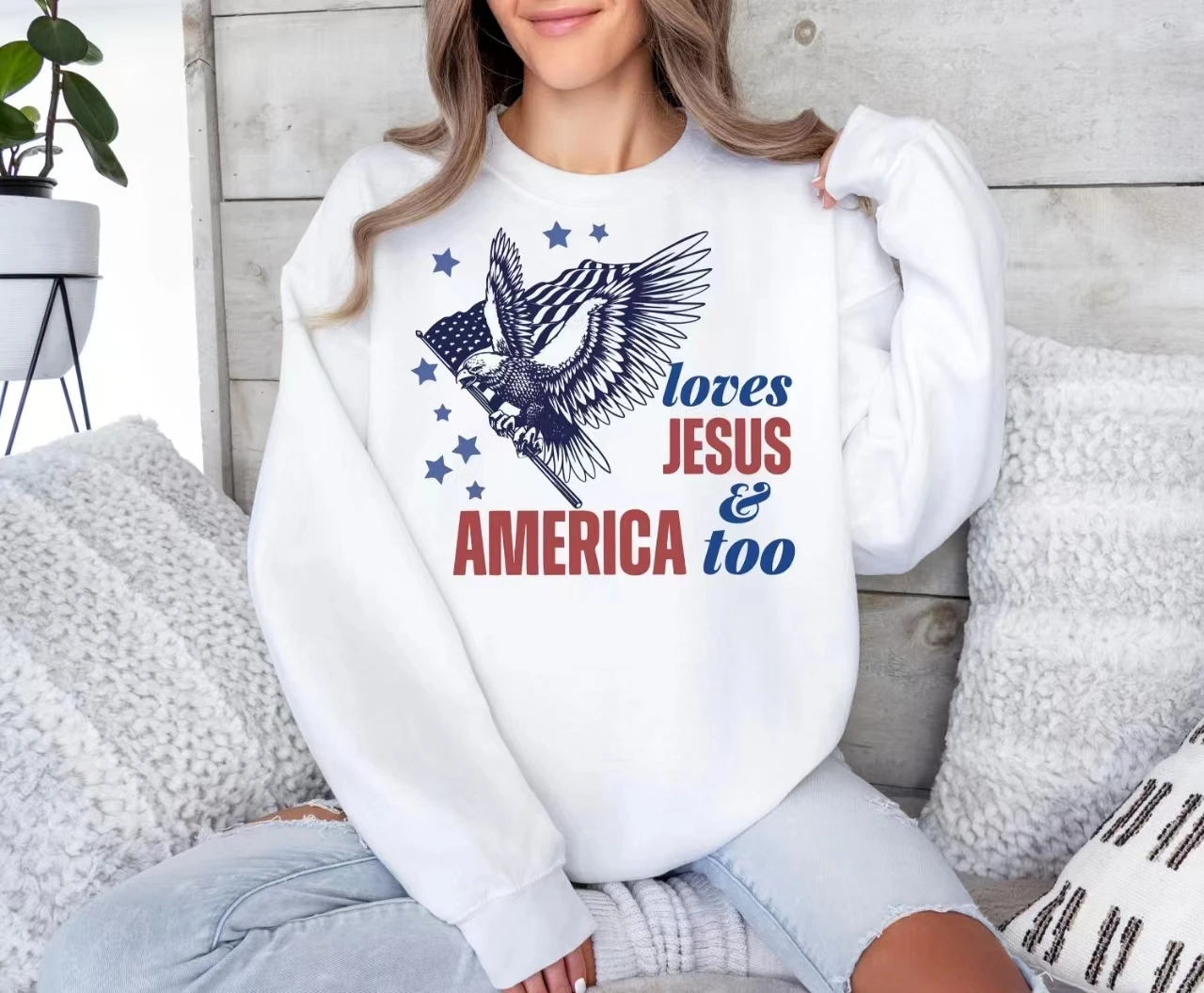 

Loves Jesus and America Too Slogan Female Sweatshirt New Fashion Independence Day Women Shirt Stylish Holiday Girl Tops