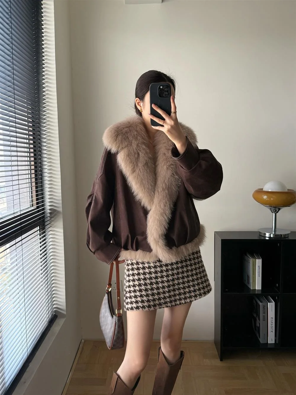 2026 Winter New Solid Color Fur Collar Splicing Versatile Short Jacket Women's Long-sleeved Parker Thickened Down Cotton Jacket