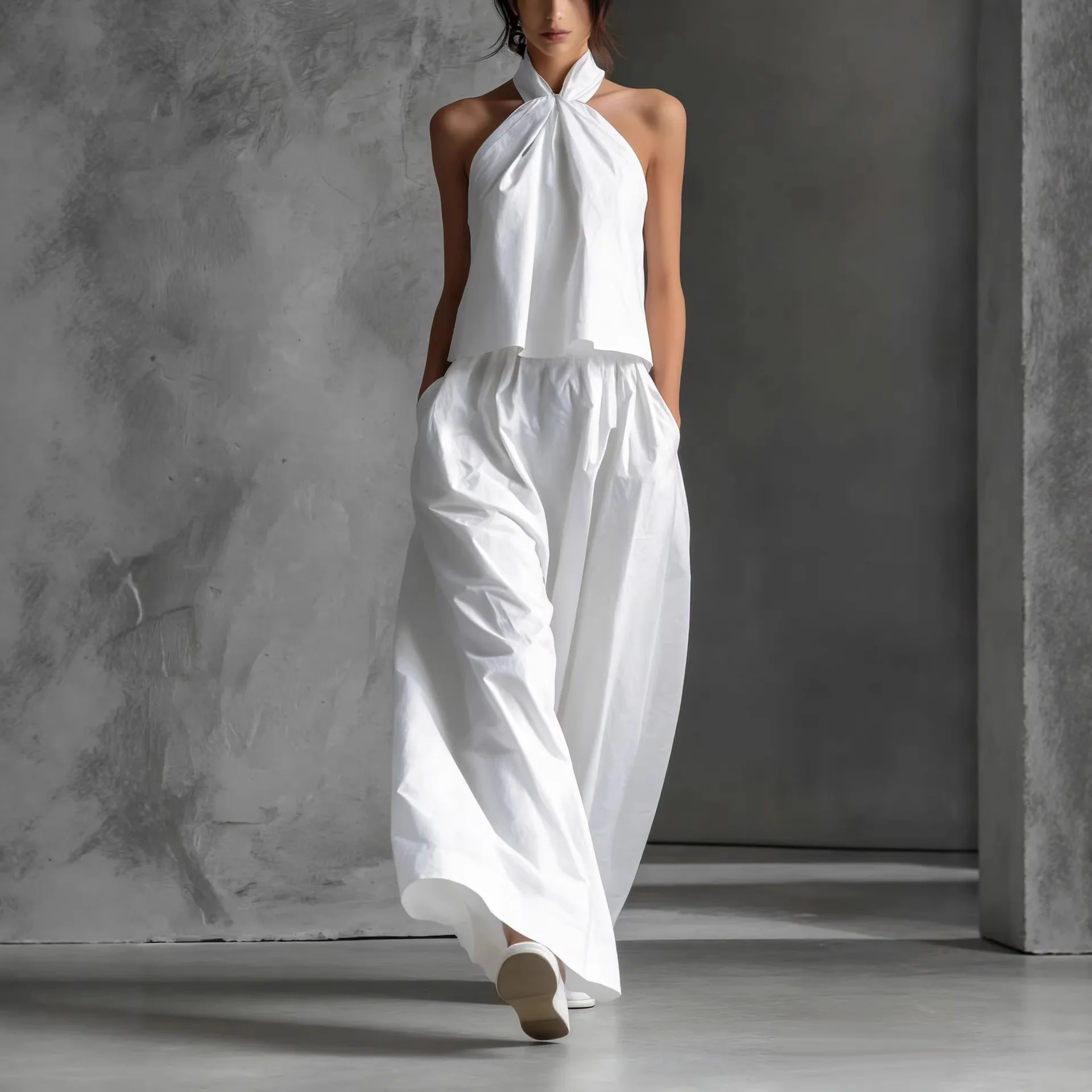 

Minimalist Two Piece Set for Women Summer Halter Neck Sleeveless Crop Top & High Waist Wide Leg Pants Set Casual Vacation Suit