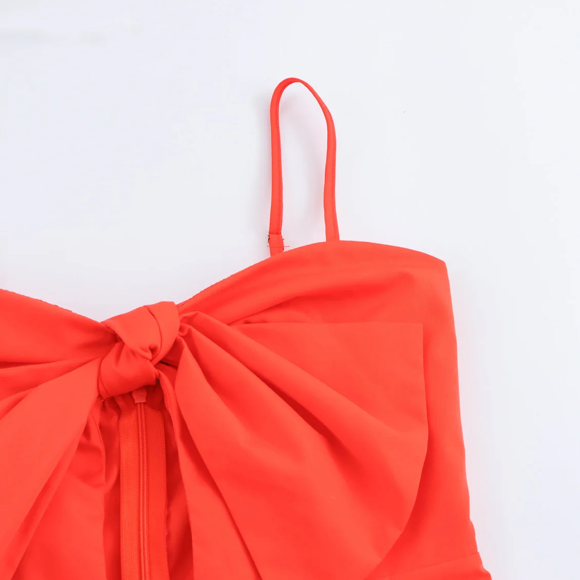 JNLEAOG ชุดเดรสสปริงใหม่สำหรับผู้หญิง ดีไซน์แฟชั่น ตกแต่งด้วยปม ปักลาย สายรัดเอวสูง ผ้าโพลีเอสเตอร์