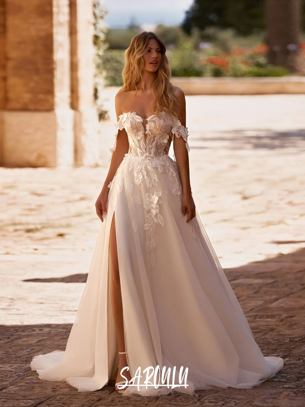 

Dreamy Floral A Line Wedding Dress Romantic Off Shoulder Fashion Charming Customized Side Slit Shiny Long Bride Wear
