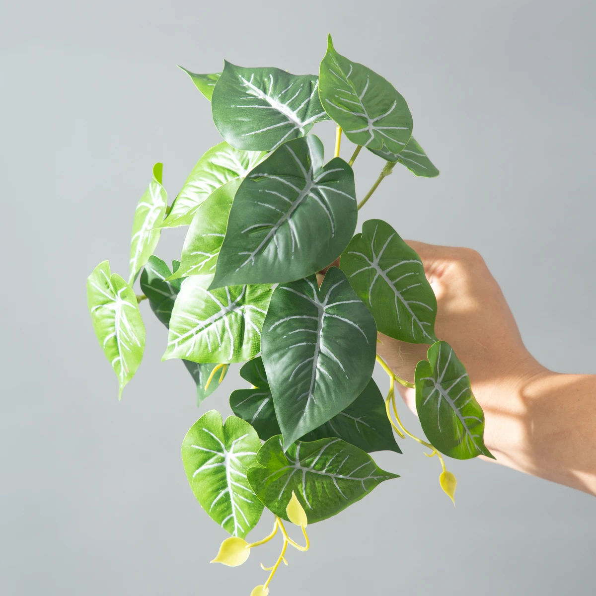 25 cm künstliche Monstera-Pflanzen, tropische Palmenblätter, kleine Pflanzen, Zweig, künstlicher Baumlaub, hängende Blätter für Halloween, Weihnachten – Detail 14