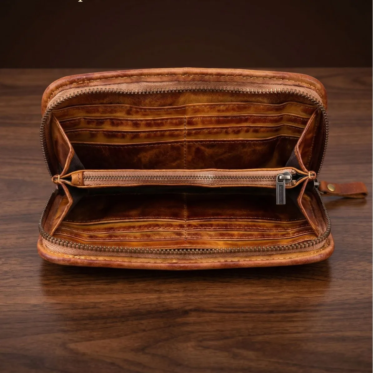 Men's Vegetable Tanned Leather Long Wallet Hand-Rubbed Distressed Large Capacity Clutch Business Commuter Genuine Card Holder