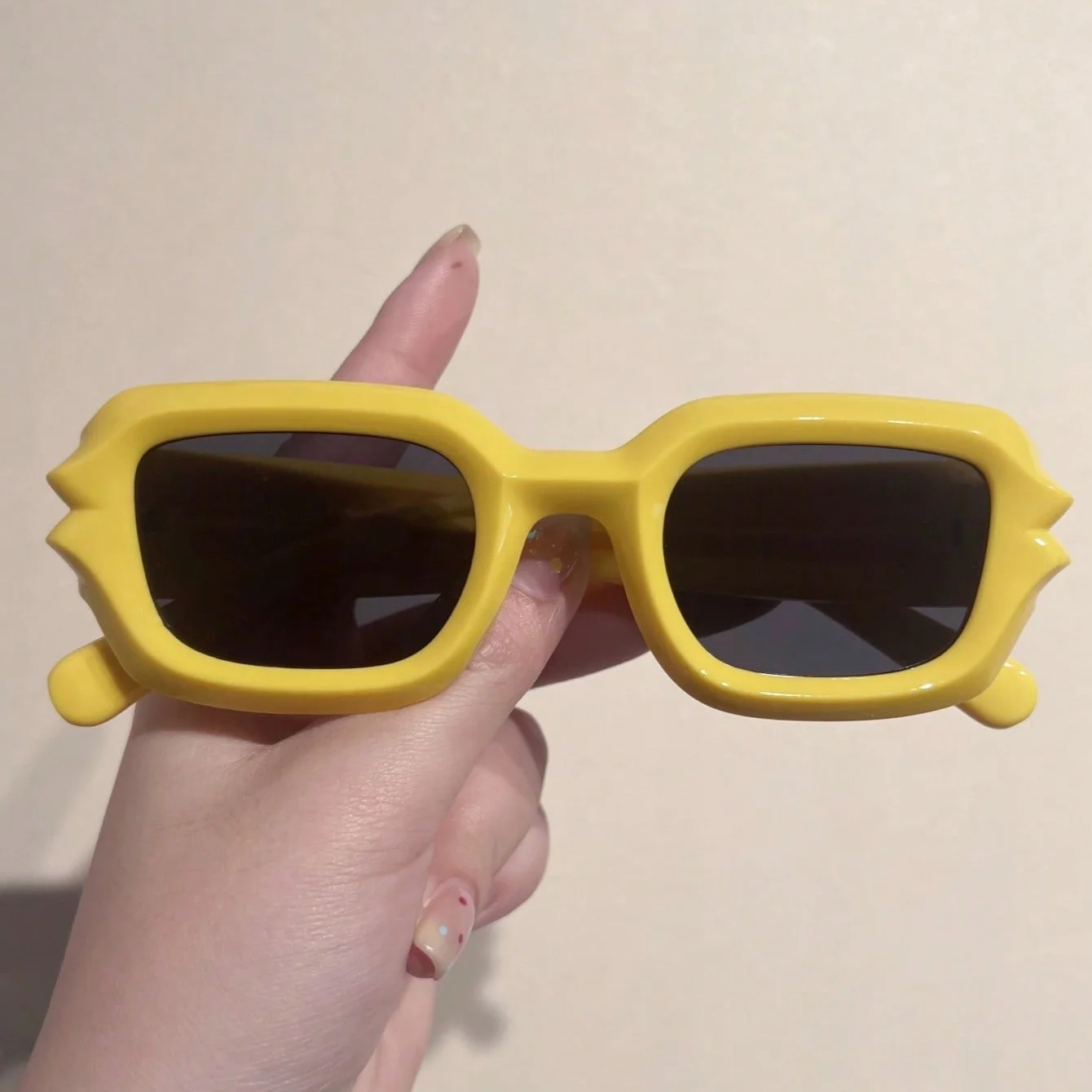 1Pc Unisex Fashion Glasses New Square Small Frame Street Style Music Festival Punk Ripple Leg Hip-Hop Trendy Daily Party Gatheri