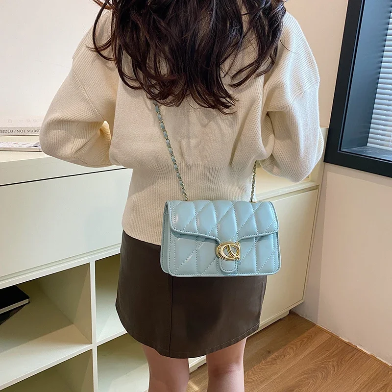 

Fashion Women Clutch Bag Sequined Evening Bag with Magnetic Closure Ideal for Cocktail Parties Galas and Special Events