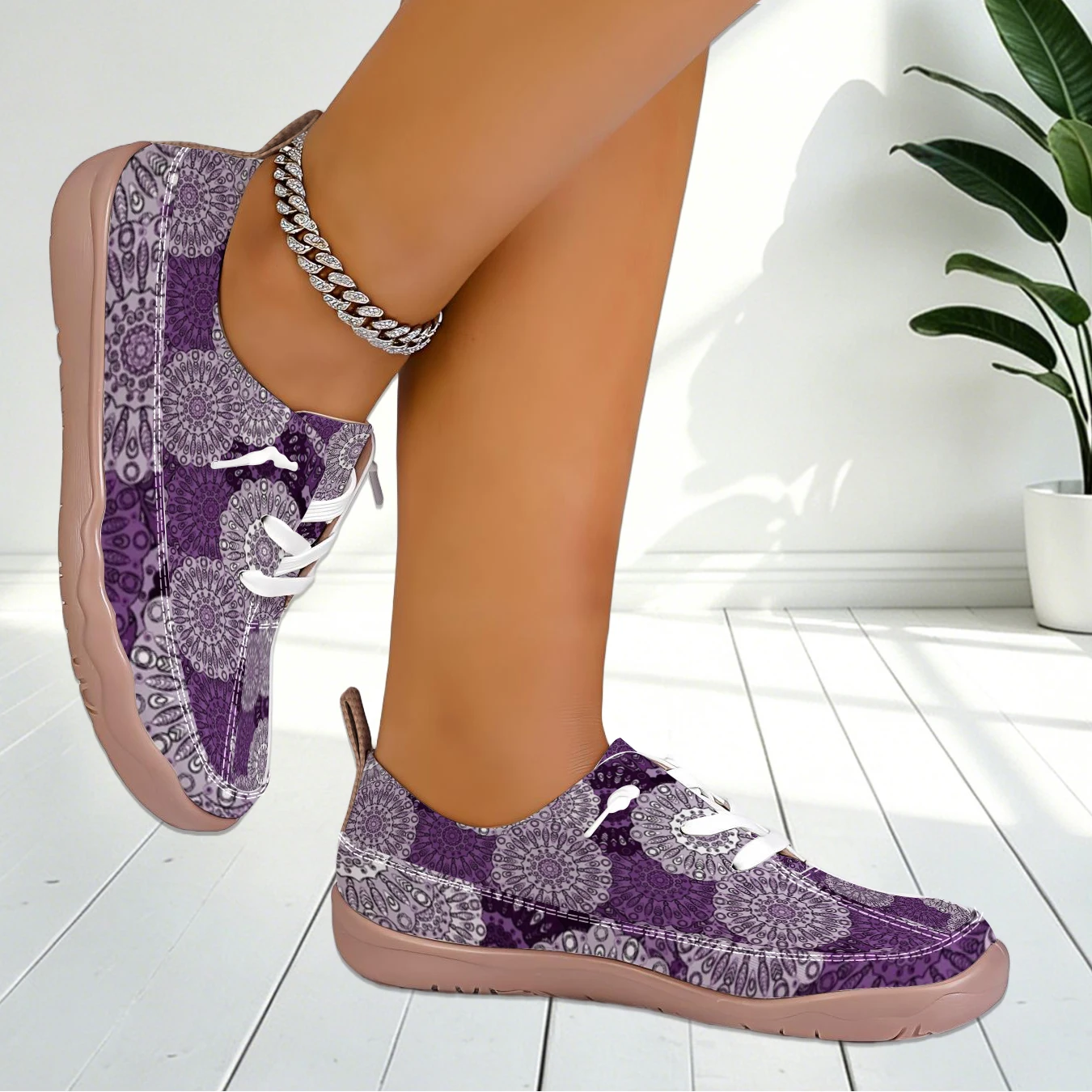 حذاء نسائي ذو طبعات هندسية واس - مراجعة Loafer Flat Women وسعره