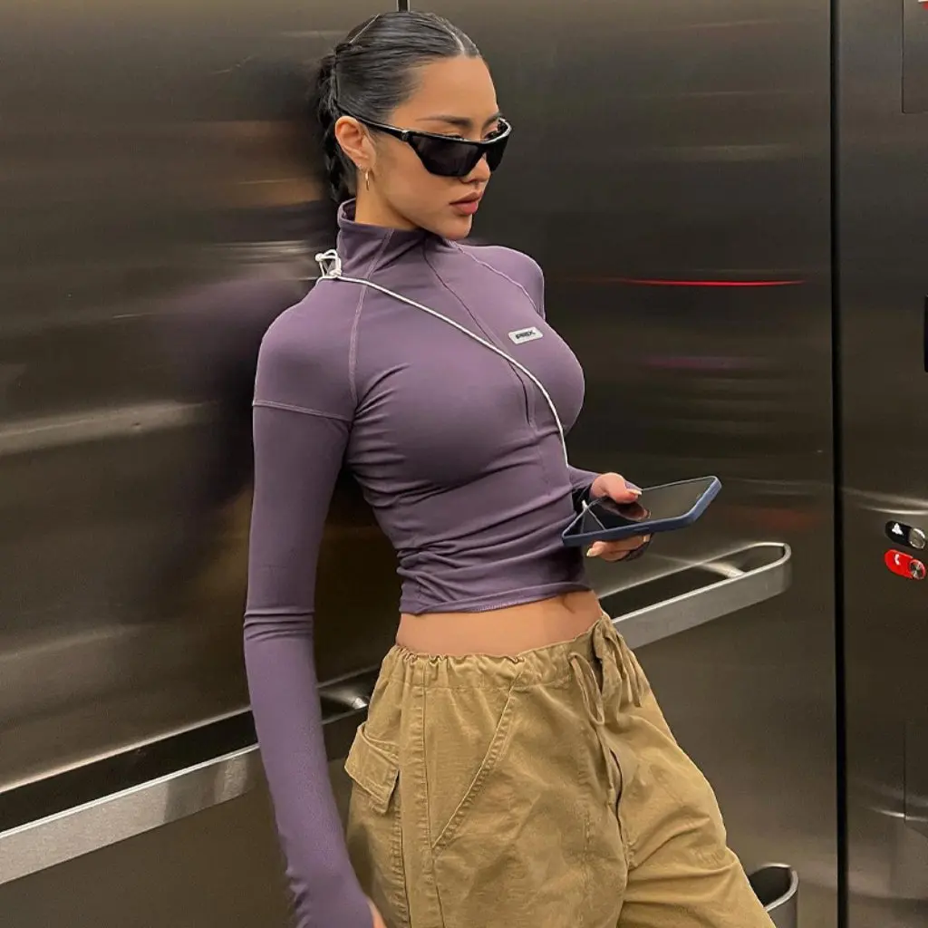 

Women's Pure Hot Girl Style Turtleneck Slim Fit Zipper Short Long Sleeve Shirt Bottoming T-Shirt Fashion Trend