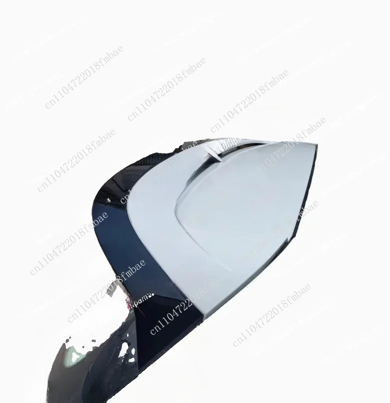 Compatible with original rear fins on all Golf 8 models
