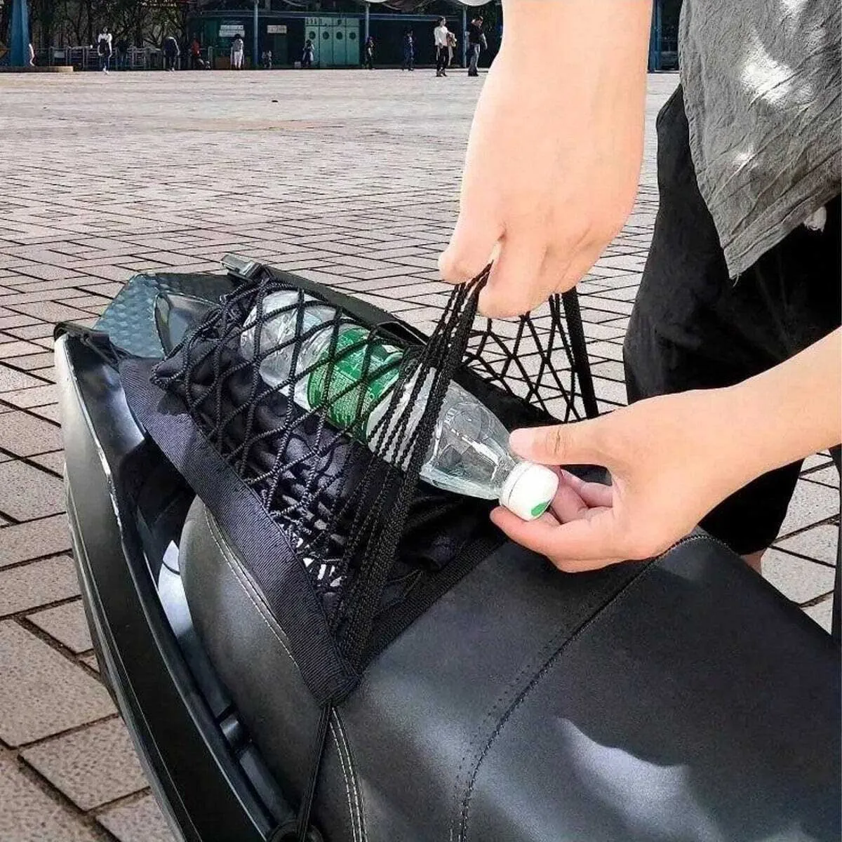 All-in-one universal motorcycle/scooter elastic cargo net with helmet binding for motorcycles, scooters and bicycles view 4