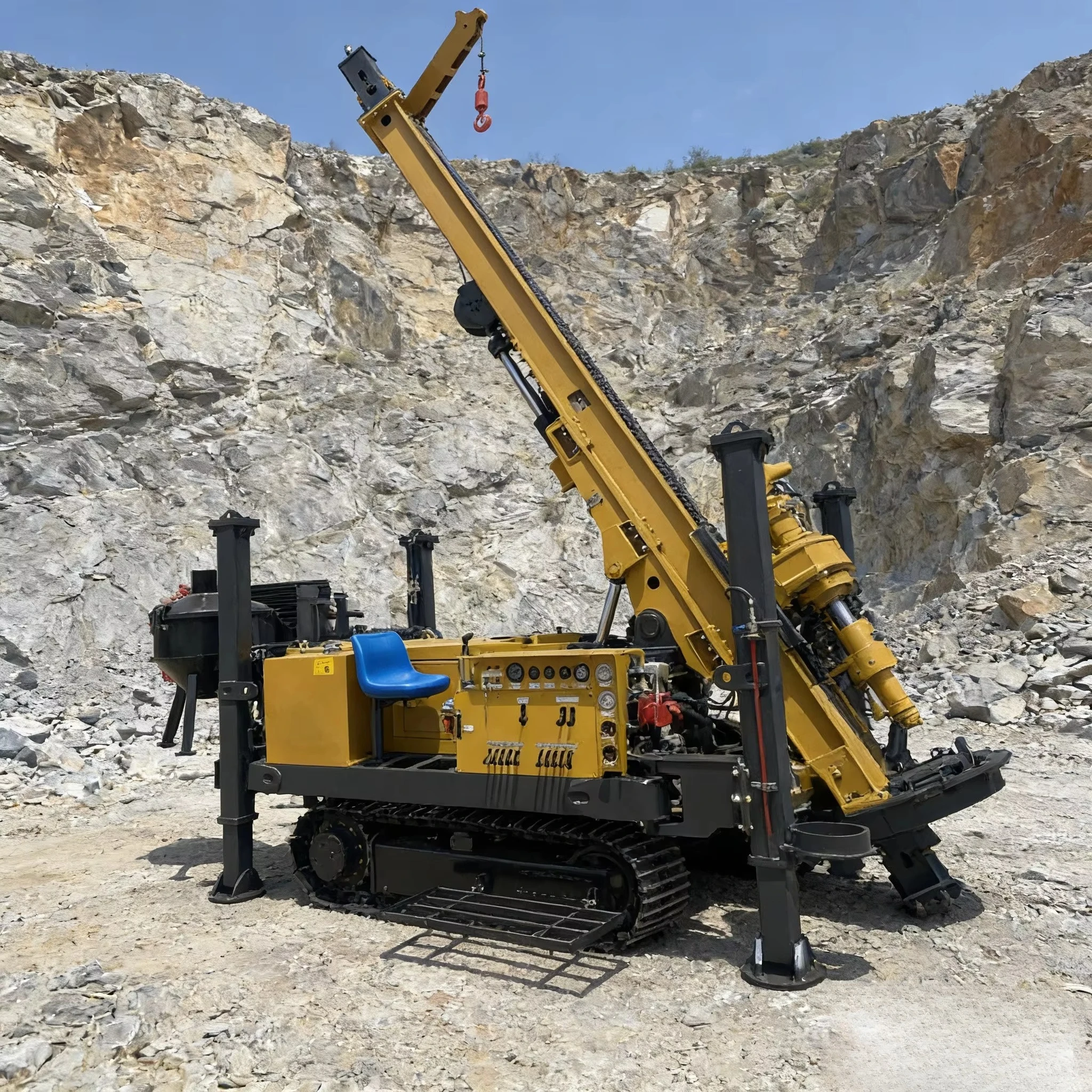 300m Deep Mineral Exploration Drill Tuoxing KPC-300 Crawler Mounted Reverse Circulation Drilling Rig
