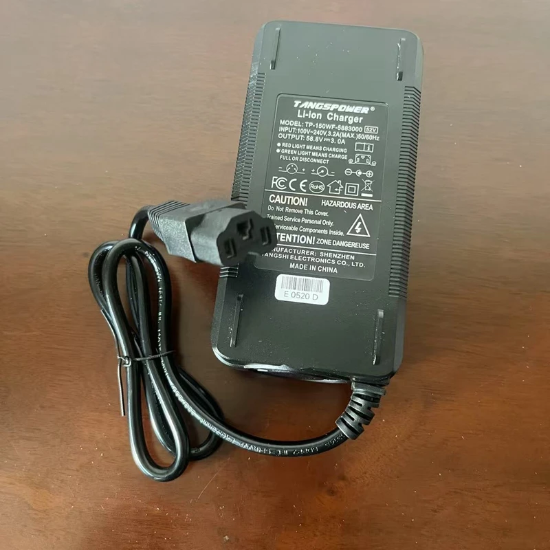 

58.8V 3A Electric Bike Battery Charger For 14S 52V Li-ion Battery Pack Electric Scooter Charger With IEC Connector Fast Charging