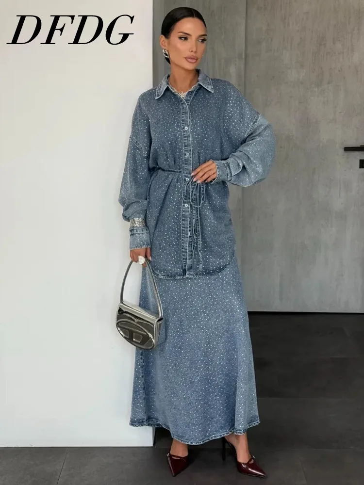 

Женский комплект DFDG: джинсовая туника с отложным воротником и завязками на талии в горошек, широкая юбка макси, повседневный модный комплект 2026 года