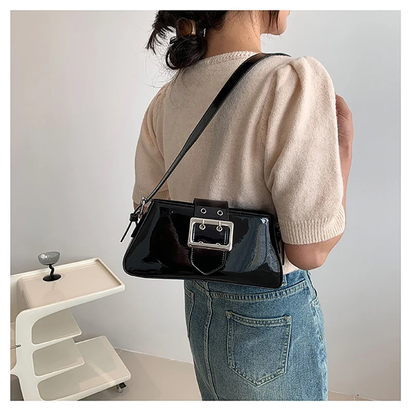 Patent Leather Solid Sweet Cool Spice Girl Underarm Bag Bright Surface Fashion 2024 New Design Sense Shoulder Bag Casual Handbag