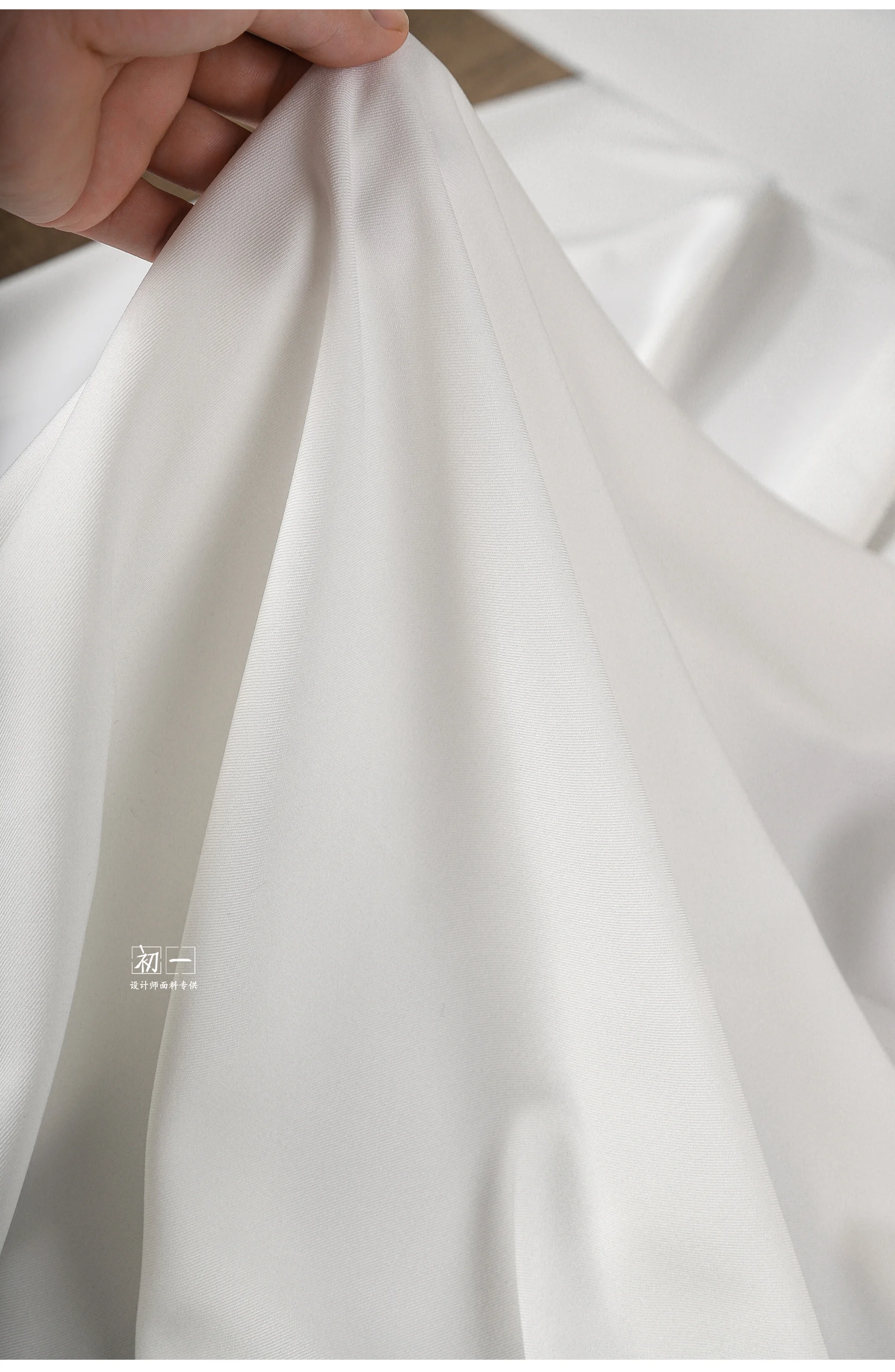 Dark Pattern Men\'s Suit Fabric High Quality By The Meter for Clothing DIY Sewing Anti-wrinkle Designer Cloth Soft White Black