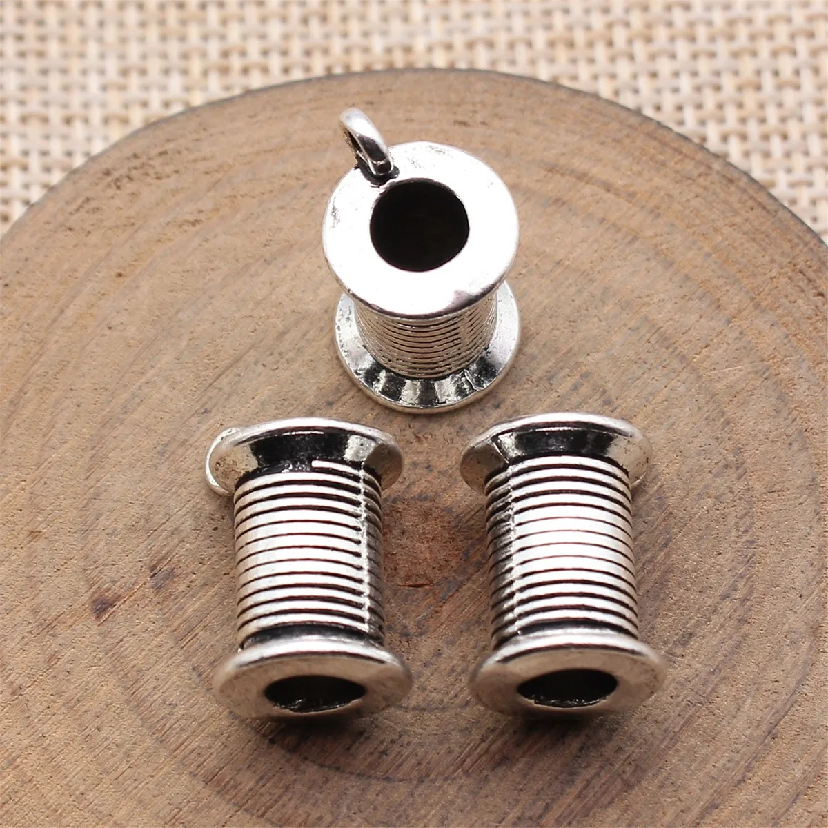 

10pcs 19x11x11mm(0.75x0.43x0.43inch) Antique Silver Color Sewing-Themed Spool Charms Pendants DIY Jewelry Making Accessories
