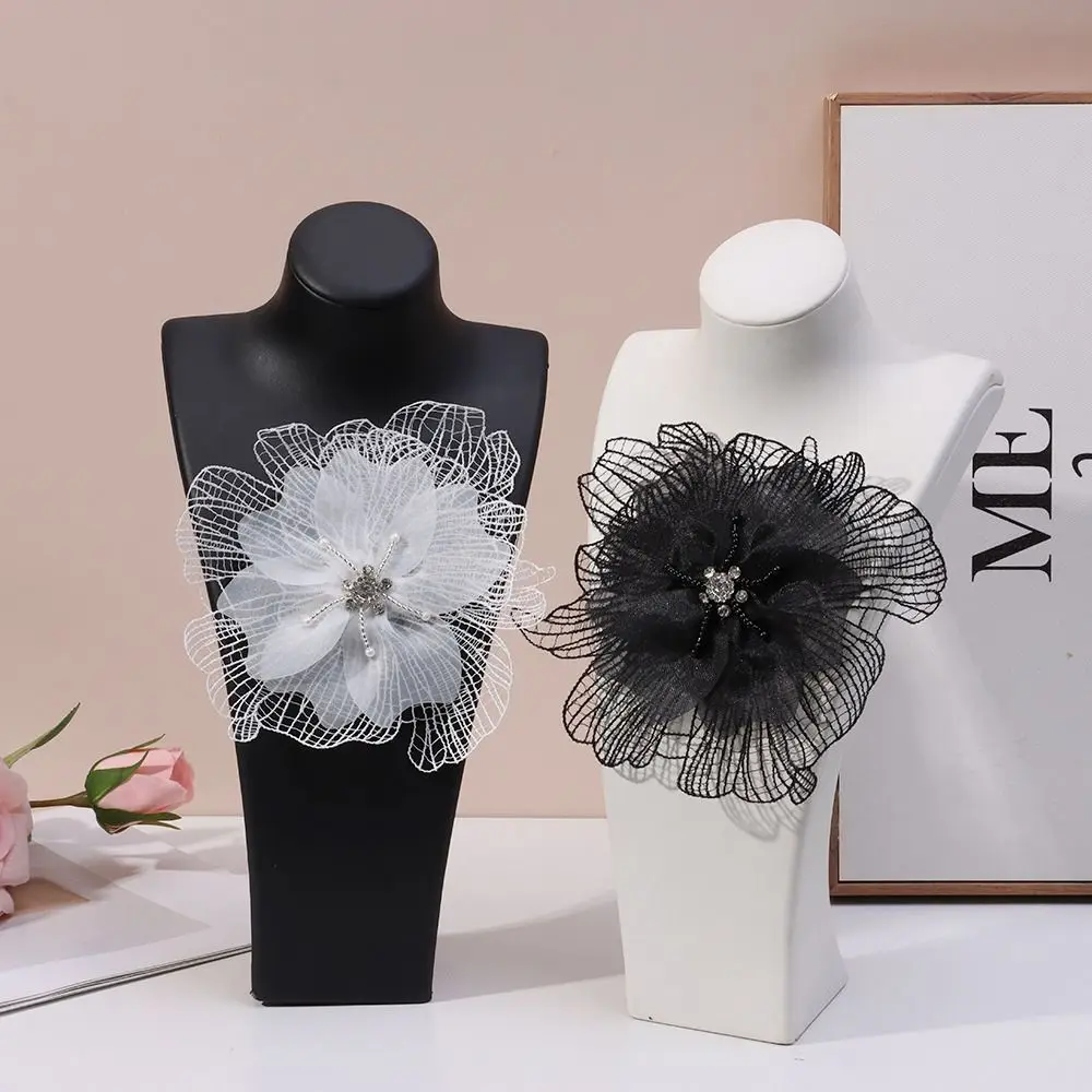 Abito fai da te toppe decorative fatte a mano con fiori in tessuto cucito su toppe floreali applicazioni toppe in pizzo con fiori multistrato