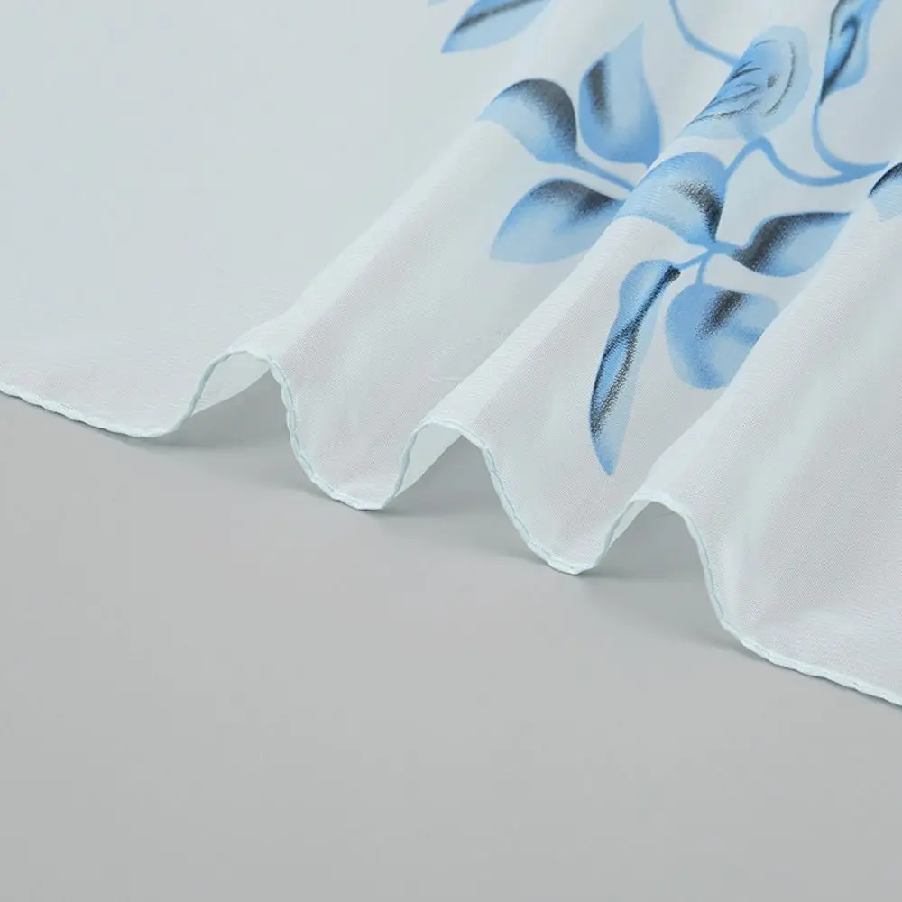 ผ้าพันคอชีฟองลายกุหลาบแฟชั่น ดีไซน์หรูหรา แบรนด์ดัง ผ้าพันคอพิมพ์ลาย สำหรับฤดูใบไม้ผลิและฤดูร้อน สำหรับผู้หญิงและเด็กผู้หญิง