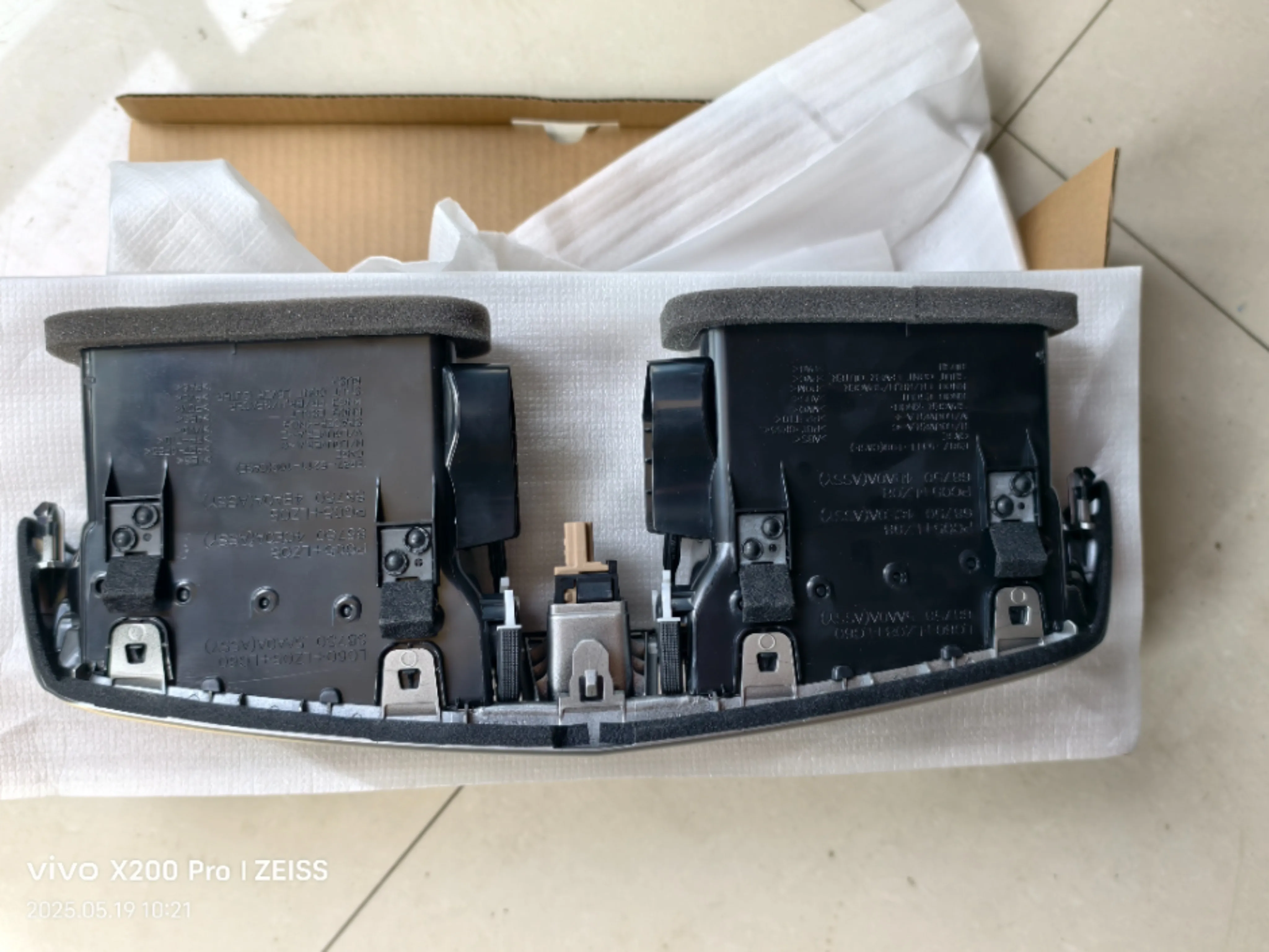 Auto Front Middle Dashboard Air Conditioning Outlet A/C Vent for Nissan X-Trail 2014 2015 2016 Qashqai 2016 2017 2018 2019-2021