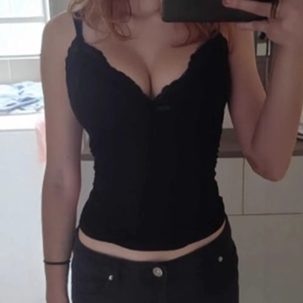 

Y2K Lace Vest Solid Color Hot Girl Sexy V-neck Splicing French Summer Women's Suspender Street Slim Inner Top Ropa Para Mujer