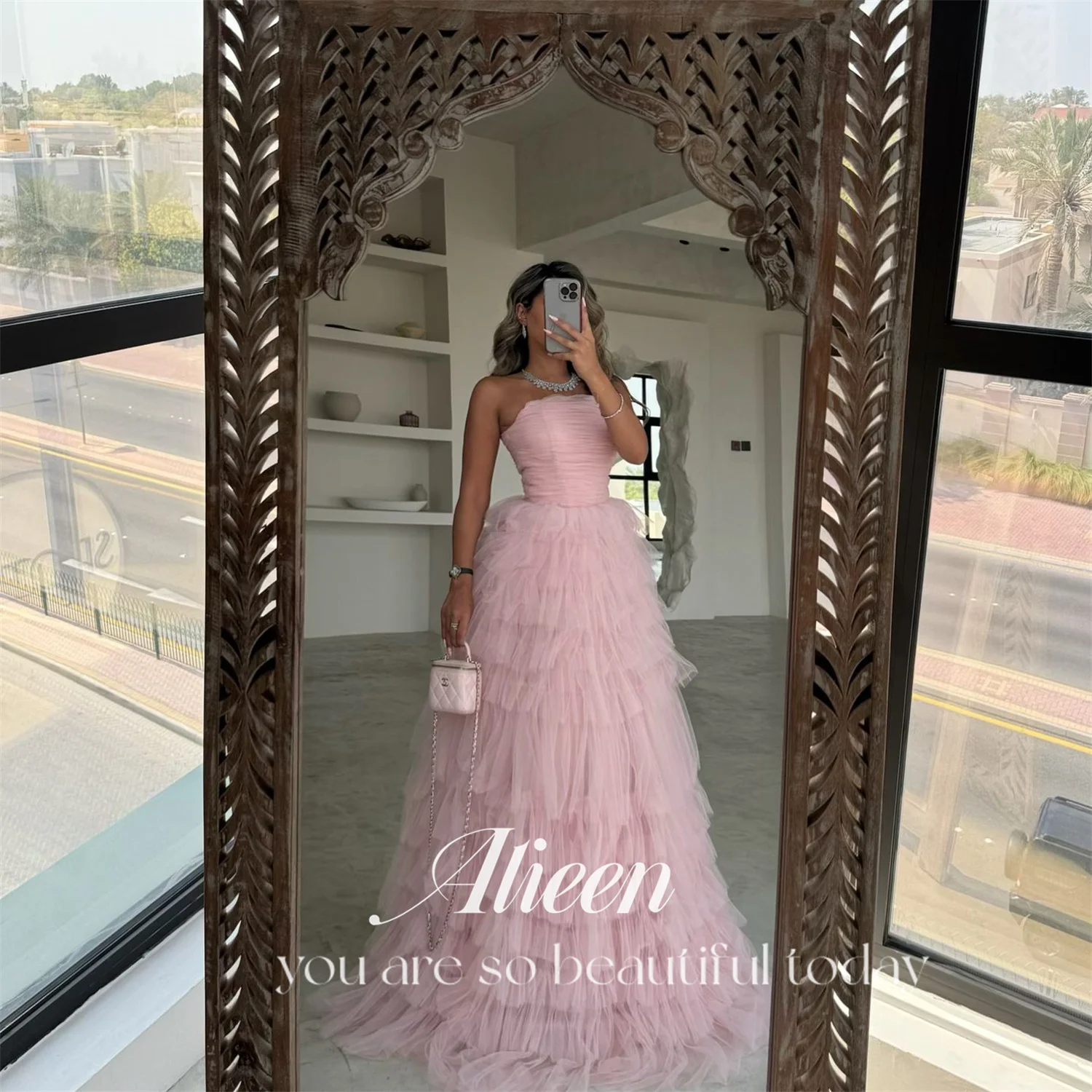 Aileen Pink Multi-Layer ปรับแต่งปิดไหล่หรูหราชุดราตรีสตรีสําหรับโอกาสพิเศษชุดแต่งงาน