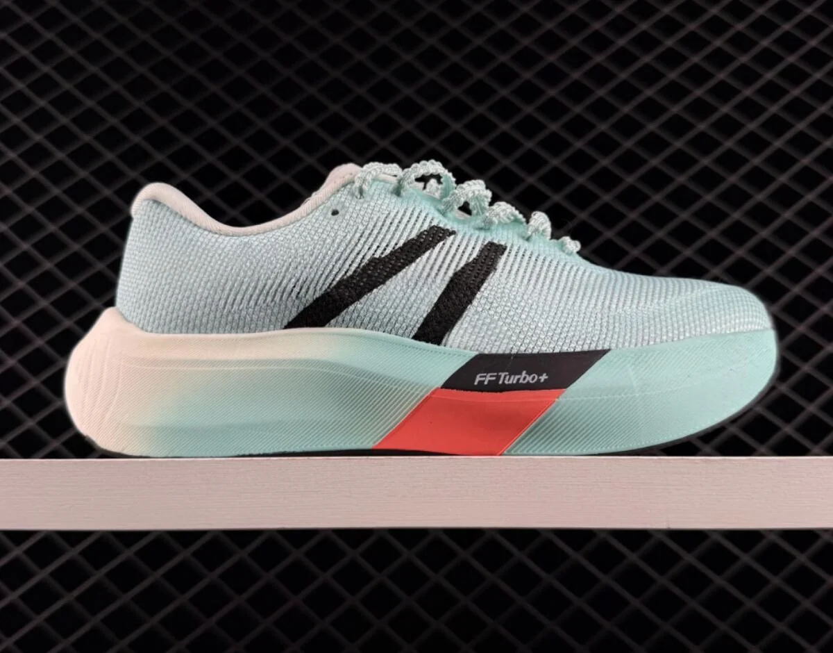 

2026 New Casual Shoes Women Slip-Resistant Outdoor Soft Walking Sneakers ‮seohS asicseS