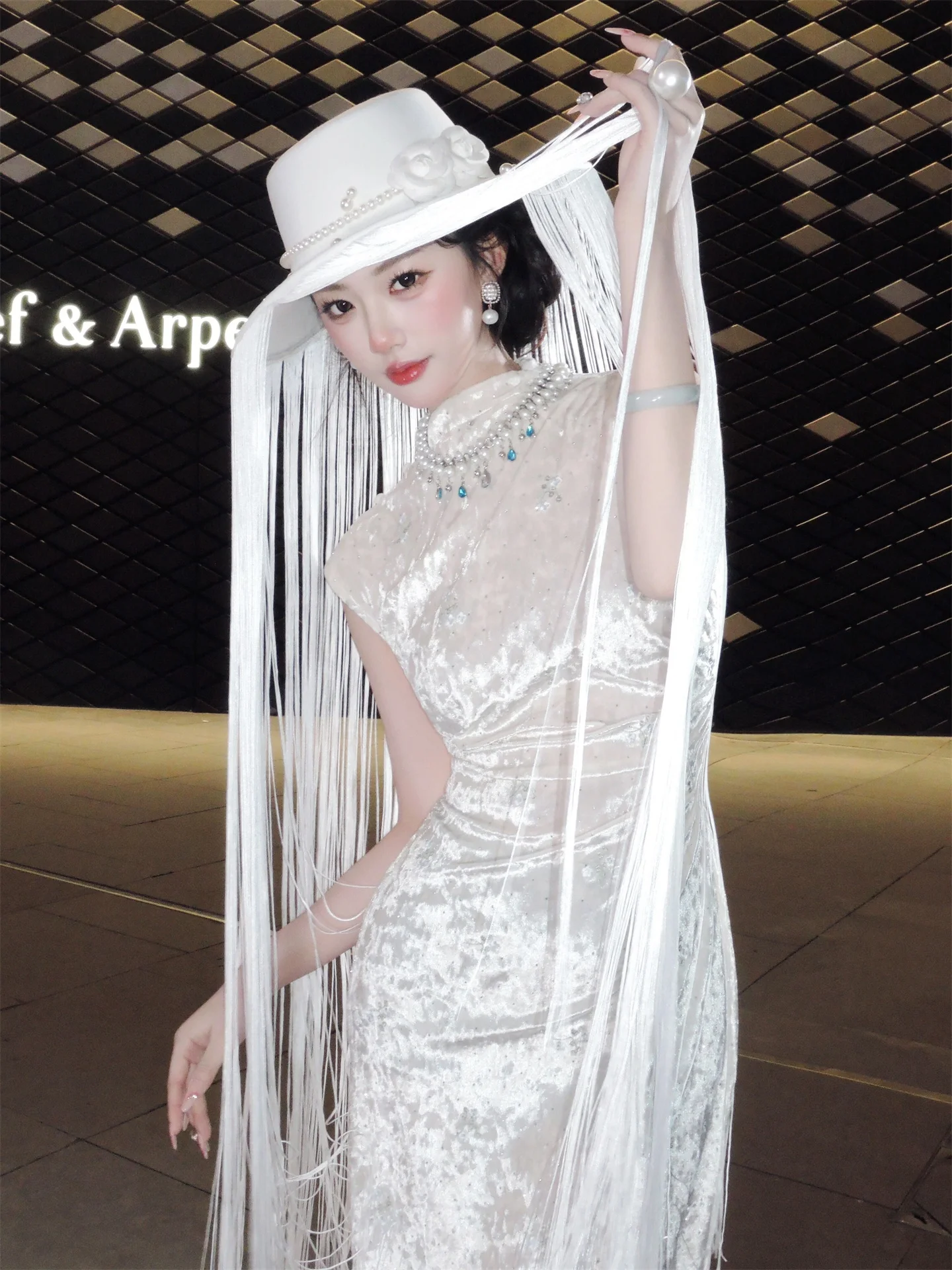

Ele White Photoaphy Studio Chinese Sle Faionable Aosphere Sensation New Oriental Beau Photoaphy Clo...