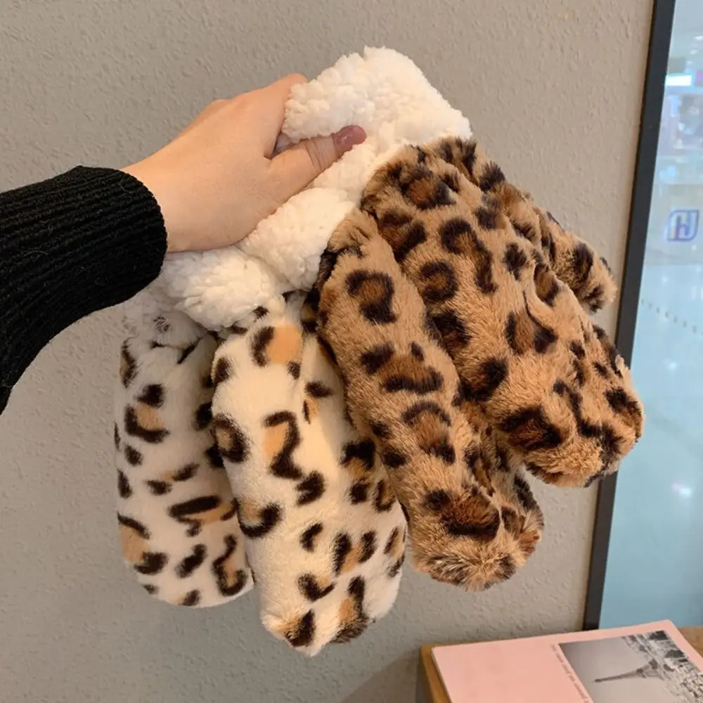 دافئ دافئ ليوبارد طباعة قفازات الرسن تصميم البقرة المطبوعة الخريف قفازات صوف مبطن لينة أصابع كاملة قفازات الطقس البارد