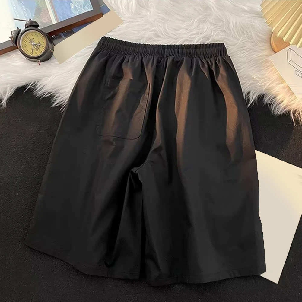 Lightweight Men's Summer Casual Vintage Shorts in Korean Style with Practical Pocket Features and Adjustable Drawstrings