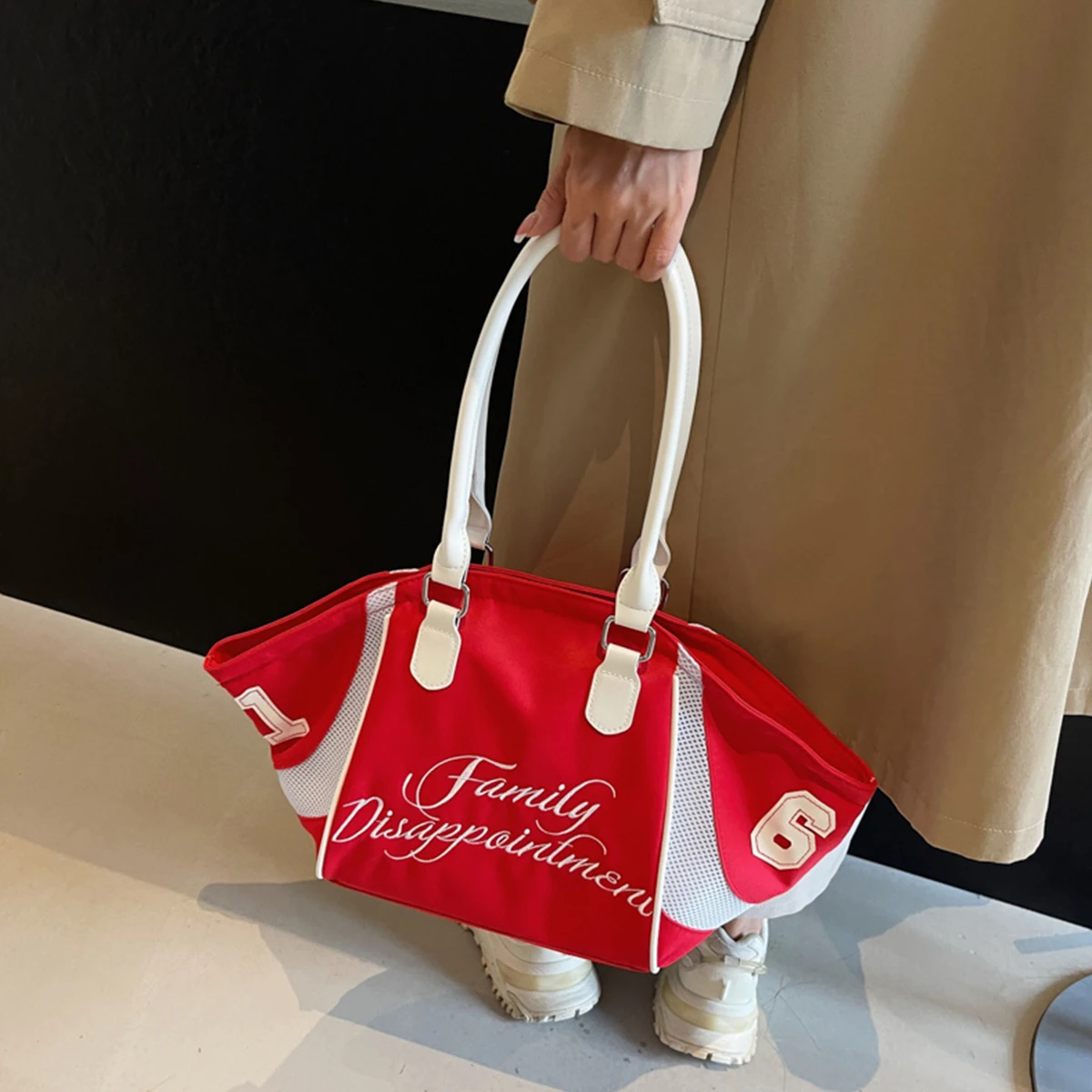 

Large Capacity Commuter Bag Women's 2025 Summer Popular Simple Nylon Cloth Shoulder Messenger Bag Easy Matching Tote Bag