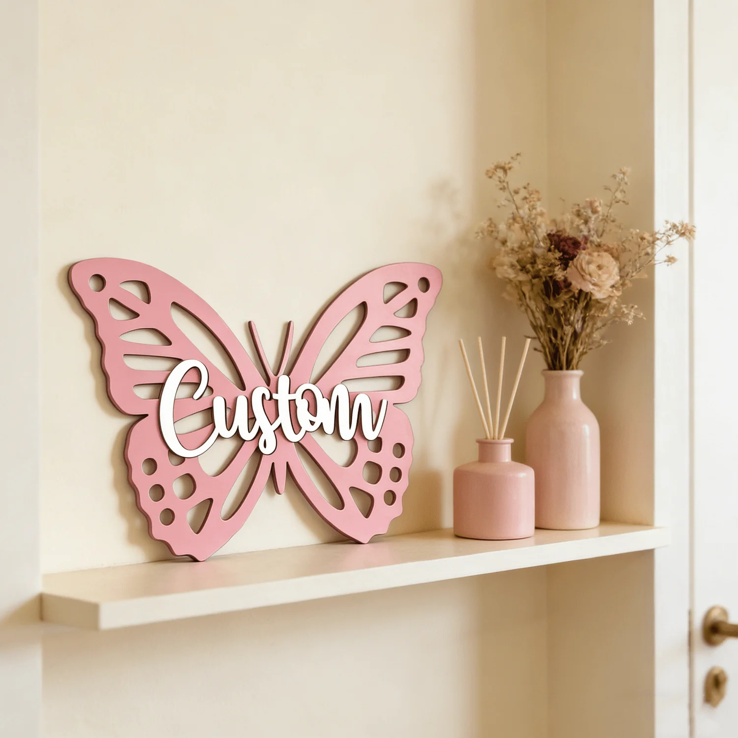 Artistic sign, butterfly design, unique style, customizable with initials or name, suitable for patios, bedrooms, living rooms