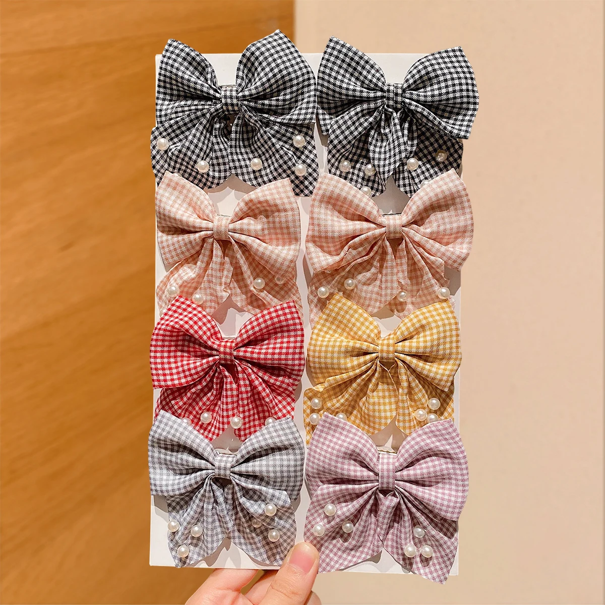 Random 6-Piece Plaid Bow Hair Clips: Multi-color Plaid Fabri