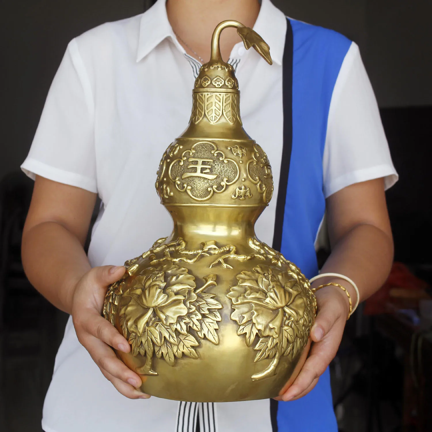 40cm large 2023 HOME Store Company GOOD FENG SHUI Prosperous GOOD LUCK golden copper carving gourd Mascot Decoration